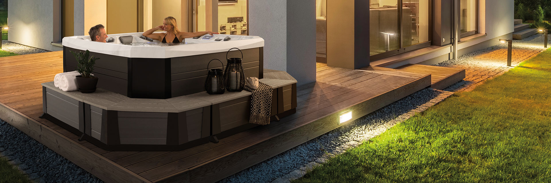 v84-hot-tub-header